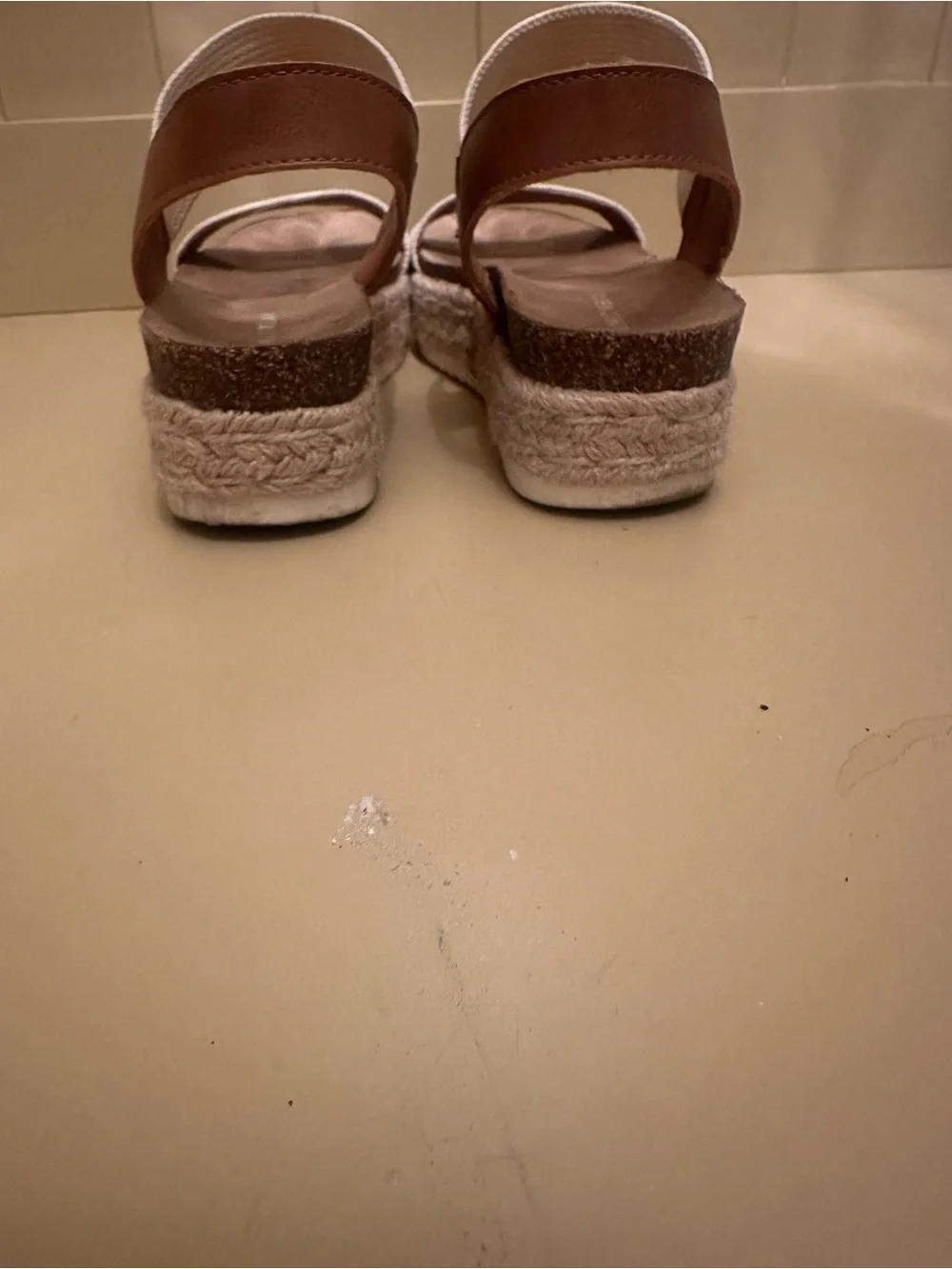 UNIONBAY White and Brown Platform Espadrille Sandals